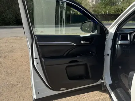 Toyota Highlander 2019 года за 18 800 000 тг. в Астана – фото 10