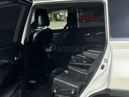 Toyota Highlander 2019 года за 18 800 000 тг. в Астана – фото 14