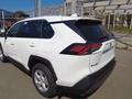 Toyota RAV4 2022 годаүшін17 900 000 тг. в Атырау – фото 2