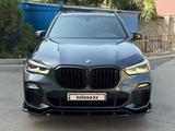 BMW X5 2019 года за 29 000 000 тг. в Алматы – фото 3