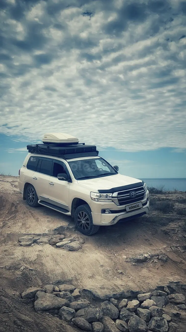 Toyota Land Cruiser, 2016