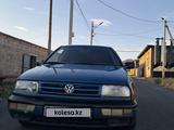 Volkswagen Vento 1993 года за 1 100 000 тг. в Шымкент