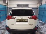 Toyota RAV4 2015 года за 13 500 000 тг. в Астана – фото 3