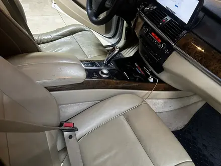 BMW X5 2007 года за 8 000 000 тг. в Алматы – фото 10