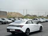 Hyundai Elantra 2022 года за 9 890 000 тг. в Шымкент – фото 5