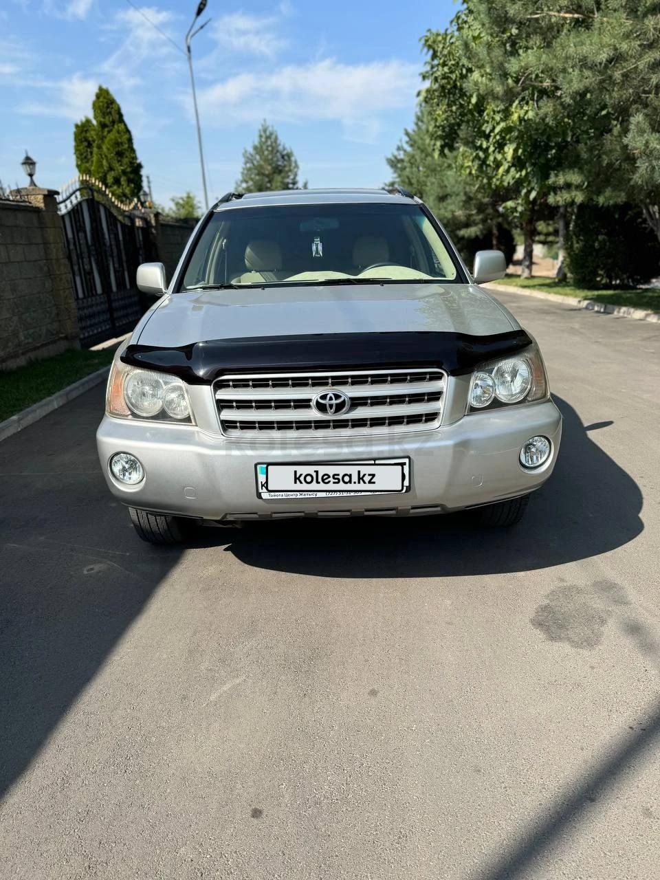 Toyota Highlander 2003 г.