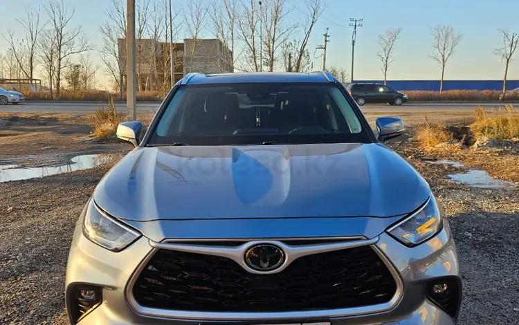 Toyota Highlander 2020 года за 19 500 000 тг. в Астана