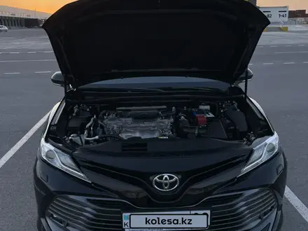 Toyota Camry 2018 года за 14 200 000 тг. в Караганда – фото 33