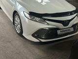 Toyota Camry 2018 годаүшін15 300 000 тг. в Шымкент – фото 2