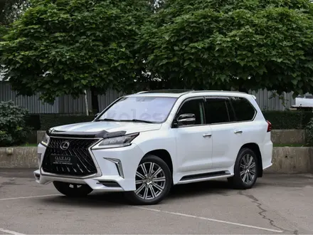 Lexus LX 570 2016 года за 39 500 000 тг. в Алматы