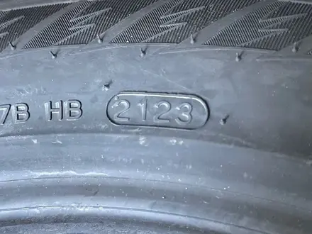 Hankook Winter i'Pike X W429A 255/45 R20 105T за 170 000 тг. в Астана – фото 3