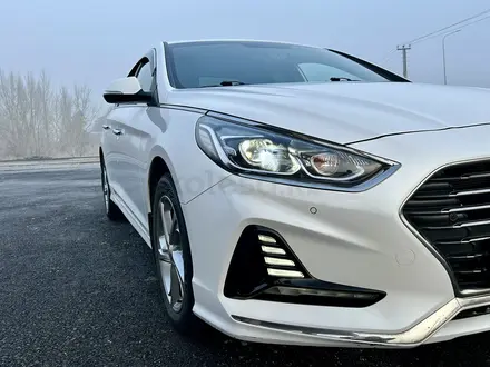 Hyundai Sonata 2017 года за 8 500 000 тг. в Актобе – фото 9