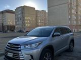 Toyota Highlander 2017 годаүшін14 000 000 тг. в Актау – фото 2