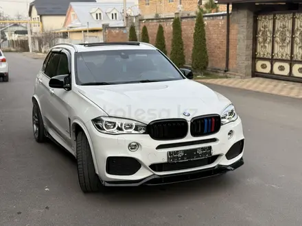 BMW X5 2018 года за 23 500 000 тг. в Алматы – фото 4