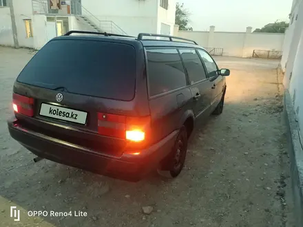 Volkswagen Passat 1994 года за 1 400 000 тг. в Актау – фото 4