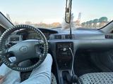 Toyota Camry 2000 годаүшін2 900 000 тг. в Семей – фото 4