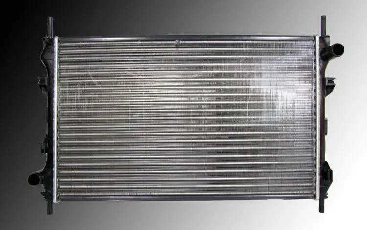 Радиатор за 12 050 тг. в Астана