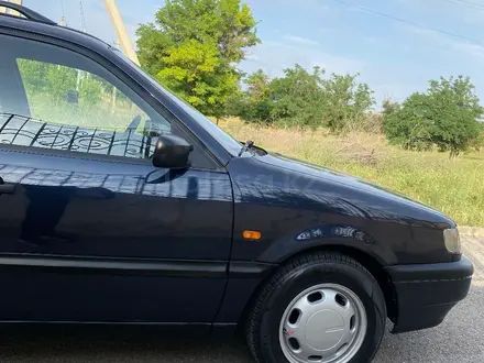 Volkswagen Passat 1994 года за 2 500 000 тг. в Шымкент – фото 19