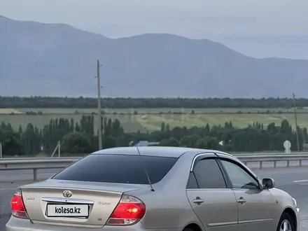 Toyota Camry 2005 года за 5 700 000 тг. в Шиели – фото 6