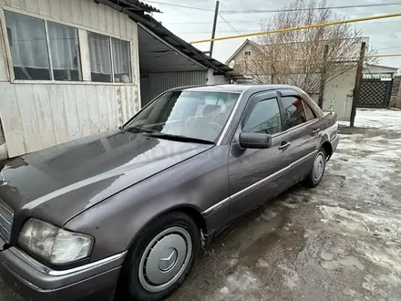 Mercedes-Benz C 200 1993 года за 2 100 000 тг. в Алматы – фото 5