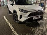 Toyota RAV4 2023 года за 18 500 000 тг. в Алматы