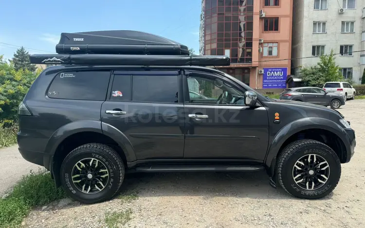 Mitsubishi Pajero Sport 2011 года за 11 200 000 тг. в Алматы