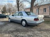 Mercedes-Benz E 220 1993 годаүшін3 300 000 тг. в Тараз – фото 5