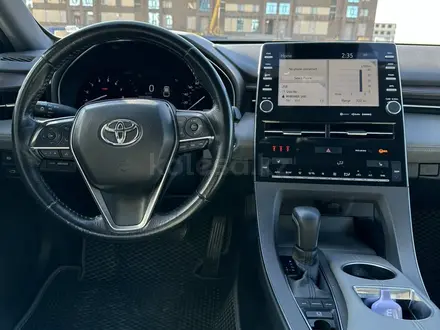 Toyota Avalon 2019 года за 14 500 000 тг. в Актау – фото 7