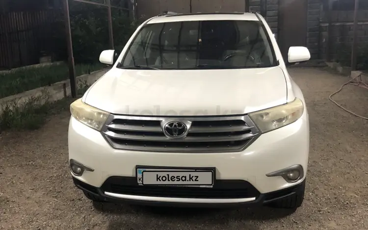 Toyota Highlander 2012 года за 12 500 000 тг. в Алматы