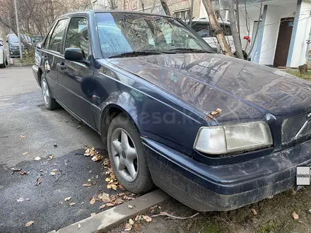 Volvo 460 1994 года за 800 000 тг. в Алматы – фото 2