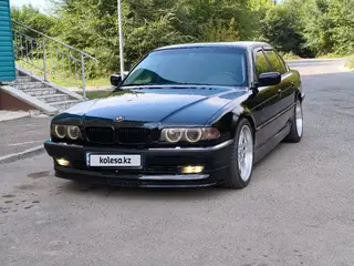 BMW 728