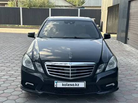 Mercedes-Benz E 350 2009 года за 9 500 000 тг. в Семей