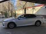 Toyota Camry 2018 года за 14 000 000 тг. в Туркестан – фото 3