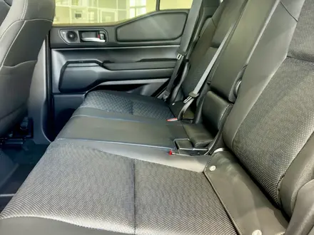 Toyota Land Cruiser Prado Luxe 2025 года за 47 990 000 тг. в Астана – фото 14