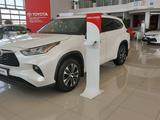 Toyota Highlander 2021 года за 28 000 000 тг. в Актау