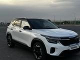 Kia Seltos 2022 года за 12 100 000 тг. в Шымкент – фото 2