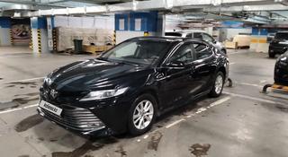 Toyota Camry 2018 года за 11 700 000 тг. в Астана