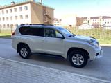 Toyota Land Cruiser Prado 2010 года за 14 500 000 тг. в Актобе – фото 4