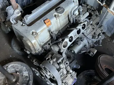 Двигатель и коробка от Хонда CRV за 400 000 тг. в Атырау – фото 2
