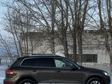 Volkswagen Touareg 2011 годаүшін11 000 000 тг. в Караганда – фото 4