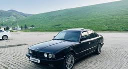 BMW 520 1990 года за 1 800 000 тг. в Алматы – фото 4