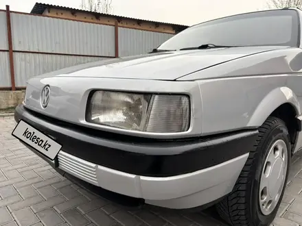 Volkswagen Passat 1993 года за 1 500 000 тг. в Алматы – фото 2