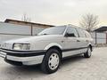 Volkswagen Passat 1993 годаүшін1 500 000 тг. в Алматы