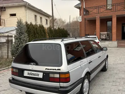 Volkswagen Passat 1993 года за 1 500 000 тг. в Алматы – фото 4