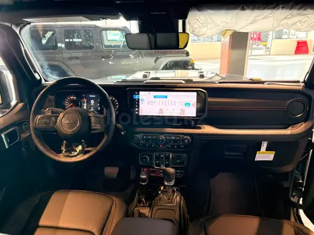 Jeep Wrangler Rubicon 392 2026 года за 62 000 000 тг. в Алматы – фото 16