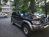 Nissan Patrol 2000 года за 5 200 000 тг. в Алматы – фото 2