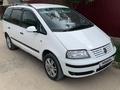 Volkswagen Sharan 2001 года за 3 300 000 тг. в Алматы – фото 2