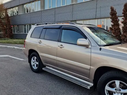 Toyota Highlander 2004 года за 6 500 000 тг. в Алматы – фото 5