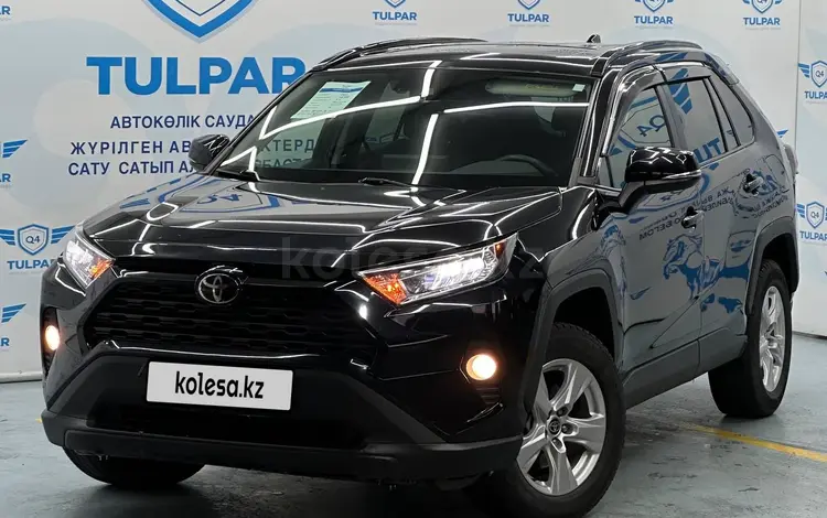 Toyota RAV4 2021 года за 18 000 000 тг. в Алматы