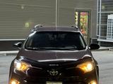 Toyota RAV4 2017 года за 7 000 000 тг. в Актобе – фото 3